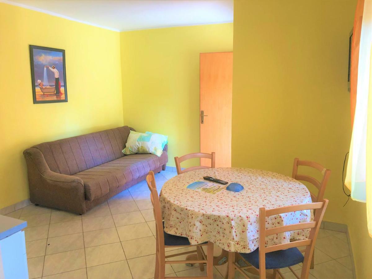 Apartments Branka Gornji Karin Εξωτερικό φωτογραφία