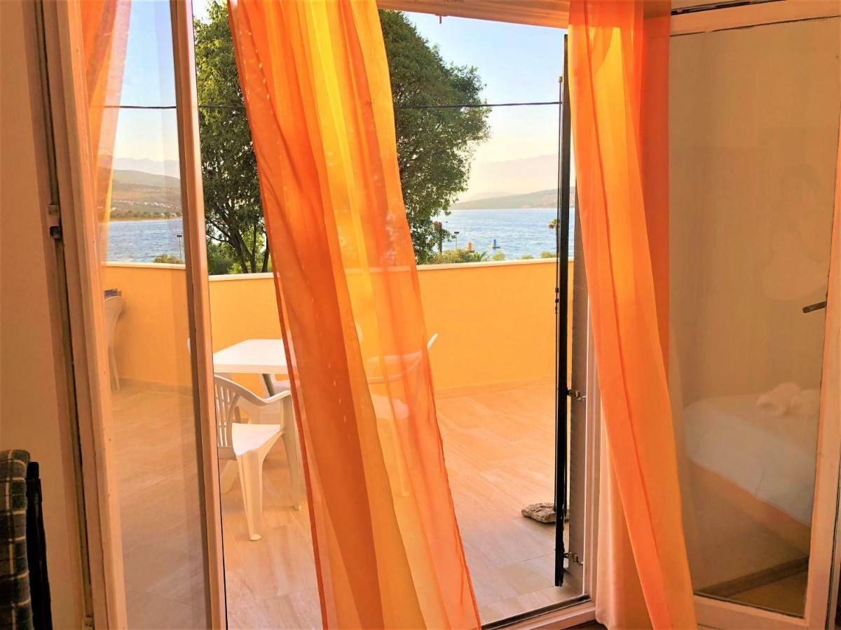 Apartments Branka Gornji Karin Εξωτερικό φωτογραφία